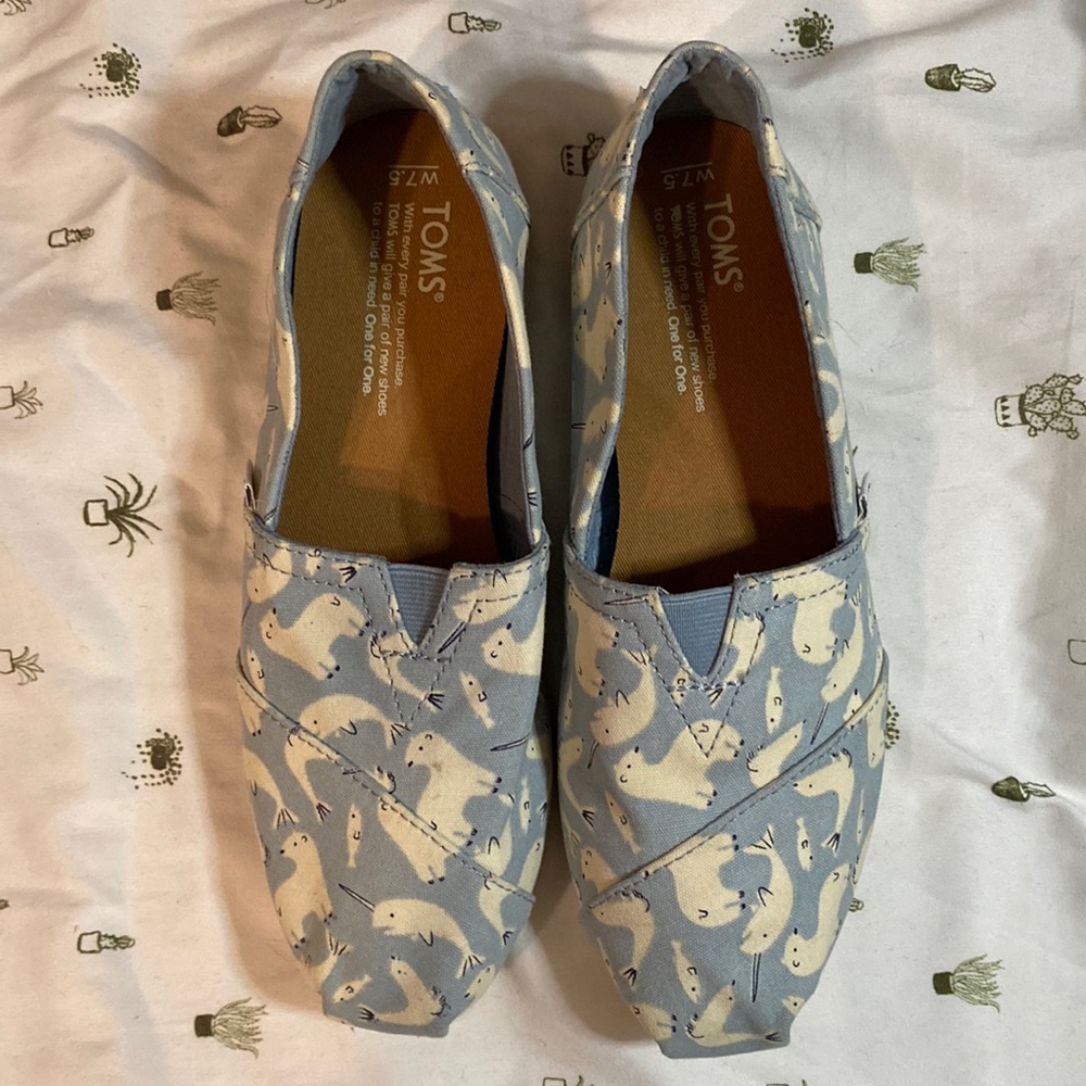 TOMs Ocean Animals Slip Ons